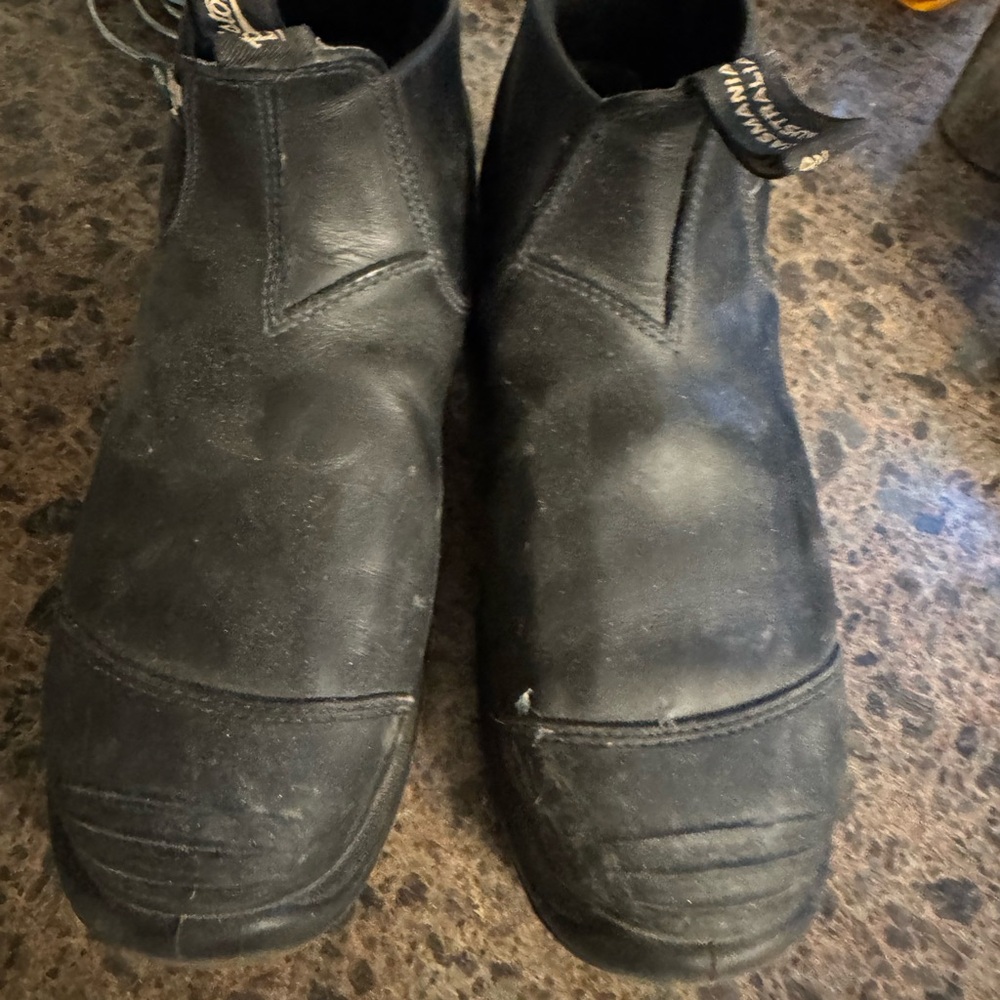 Blundstone Black Leather Men's steel toe Boots